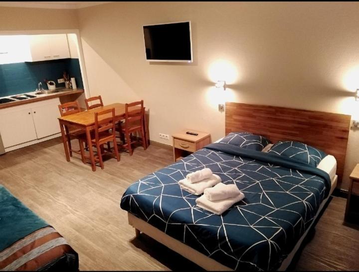Appartements Boulevard des Pyrénées Pau Extérieur photo