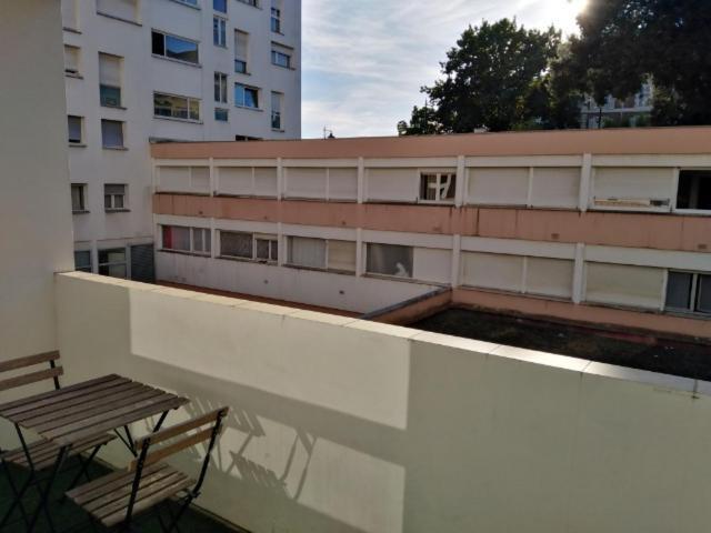 Appartements Boulevard des Pyrénées Pau Extérieur photo